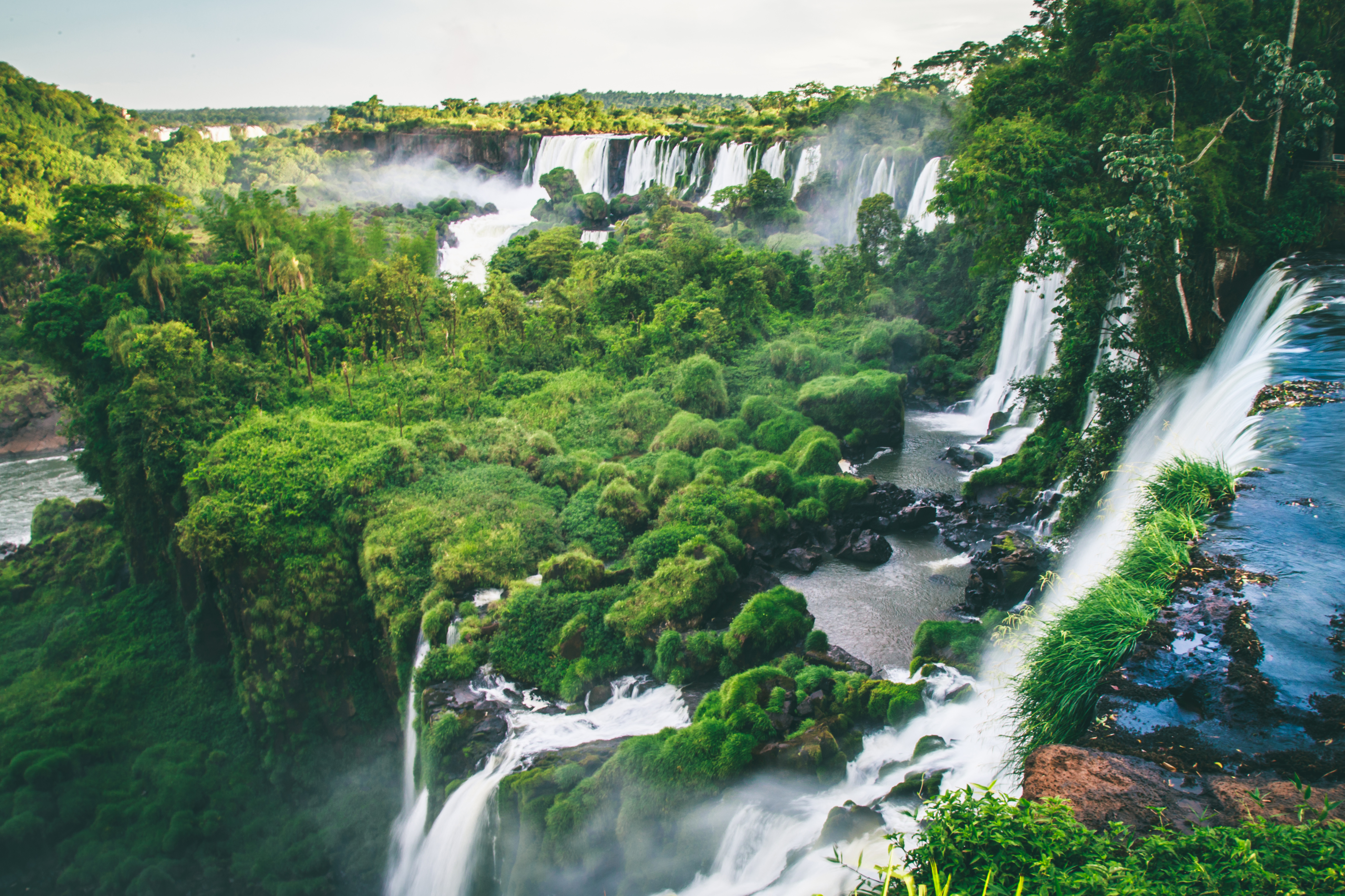 Iguazu_Falls.jpg