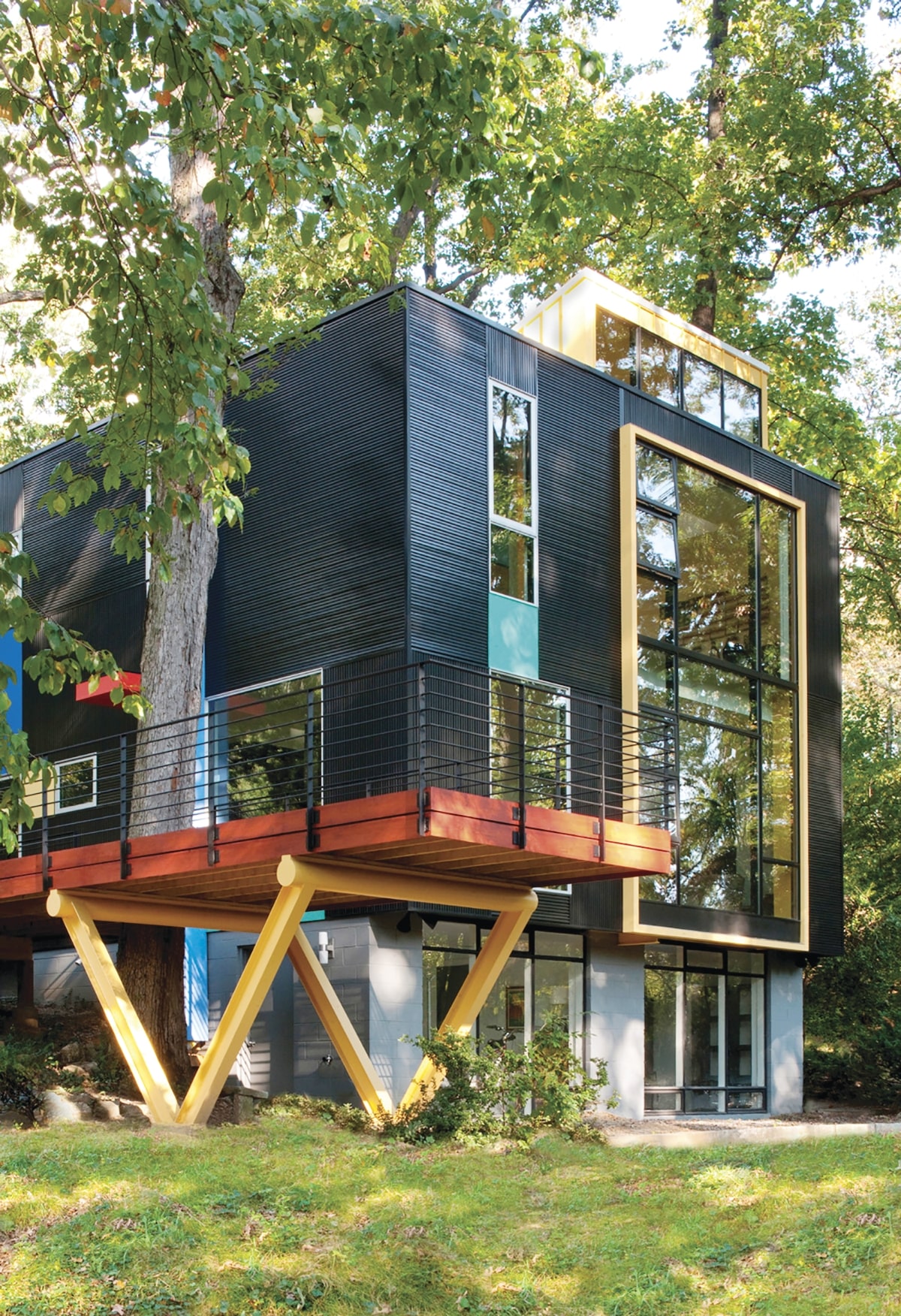 Modern_Treehouse_Home.jpg
